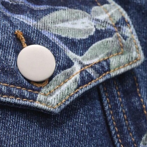 Floral Print Button Down Denim Jean Jacket Shacket - Picture 9 of 10